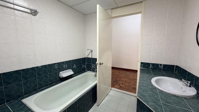 Condominium for Rent at Templer Impian - Dr Shahril Nizam - Bathroom - PropertyGuru.com.my