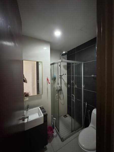 Kondominium untuk Disewa di Kings Bay @ Country Garden Danga Bay - Suresh Rajendran - Bathroom - PropertyGuru.com.my
