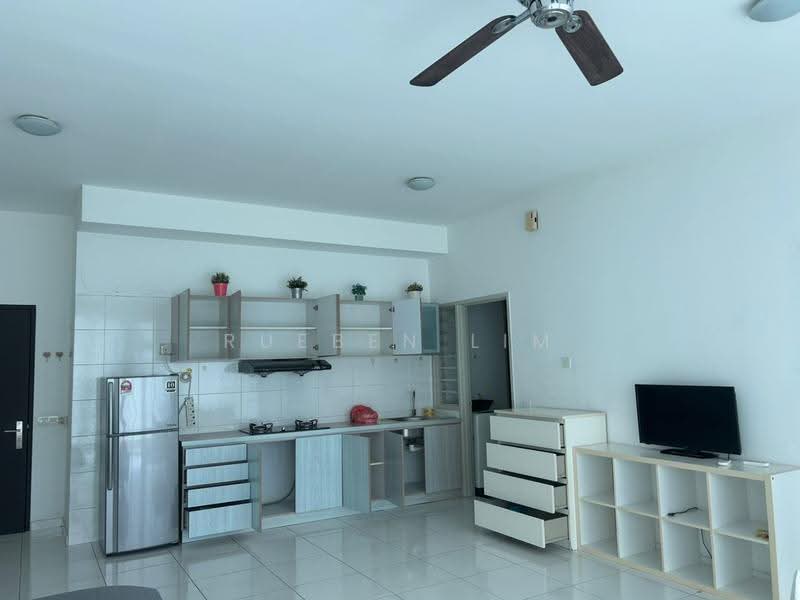 Kediaman Servis untuk Dijual di The Sky Executive Suites - Rueben Lim - Kitchen - PropertyGuru.com.my