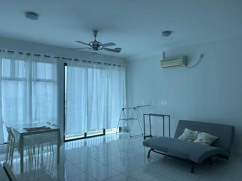 Kediaman Servis untuk Dijual di The Sky Executive Suites - Rueben Lim - Living Room - PropertyGuru.com.my
