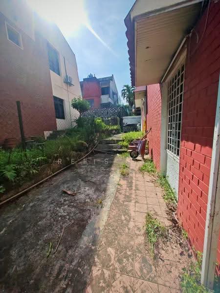 Rumah Teres 2-Tingkat untuk Dijual di Taman Desa (Kuala Lumpur) - Reiis Lai - Exterior - PropertyGuru.com.my