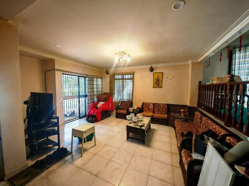 Rumah Teres 2-Tingkat untuk Dijual di Taman Desa (Kuala Lumpur) - Reiis Lai - Living Room - PropertyGuru.com.my