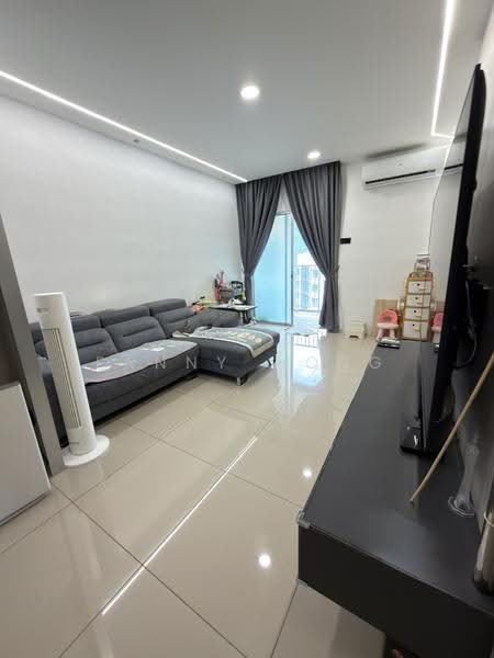 Kondominium untuk Dijual di The Stone - Fanny Wong - Living Room - PropertyGuru.com.my