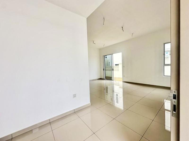 Cluster House for Sale in Alam Sari (Bangi) - Alif Saad - Interior - PropertyGuru.com.my