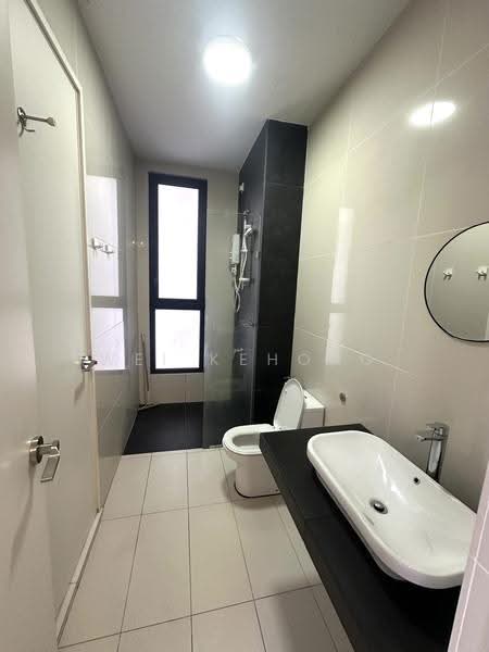 Kediaman Servis untuk Disewa di Eco Nest - Wei KeHong - Bathroom - PropertyGuru.com.my