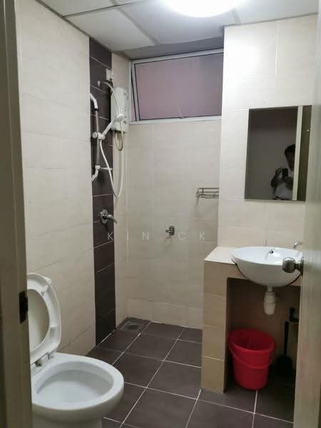 Kondominium untuk Disewa di Cova Suites - Kin CK - Bathroom - PropertyGuru.com.my