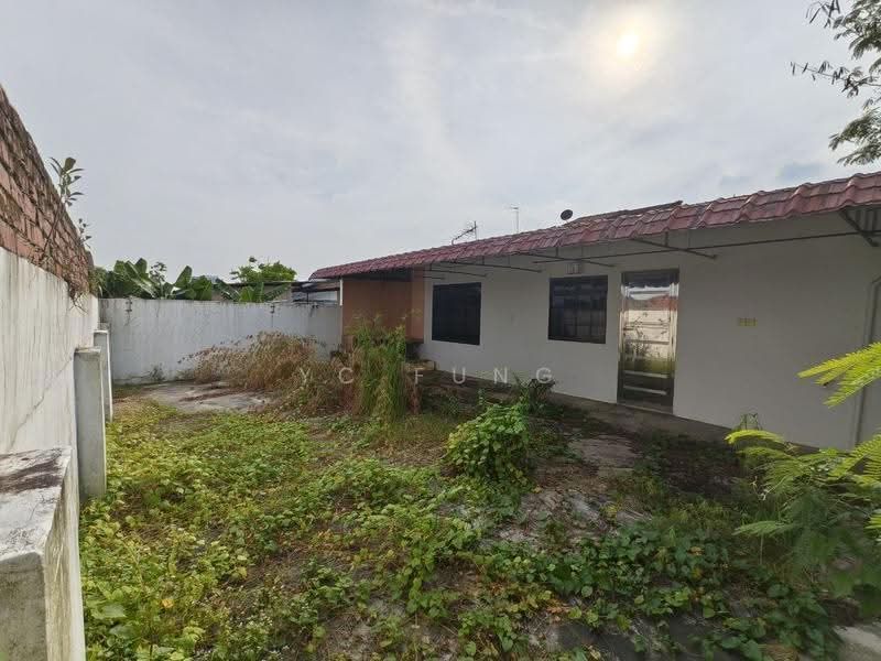 Rumah Berkembar untuk Dijual di Taman Skudai Baru (Skudai) - YC Fung - Exterior - PropertyGuru.com.my