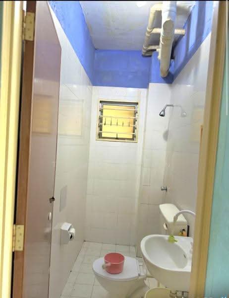 Pangsapuri untuk Dijual di Sering Casuarina - TOMMY TAN - Bathroom - PropertyGuru.com.my