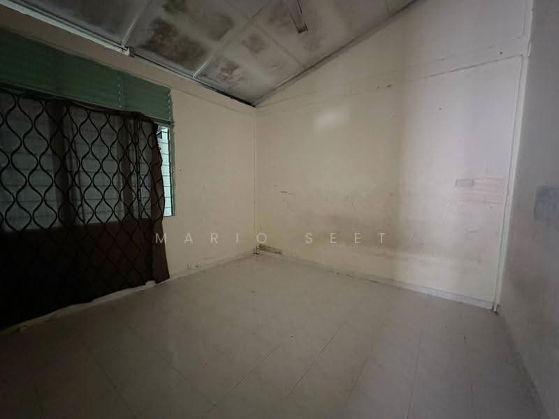 Rumah Teres 1-Tingkat untuk Dijual di Taman Batu Berendam Putra (Batu Berendam) - Mario Seet - Interior - PropertyGuru.com.my