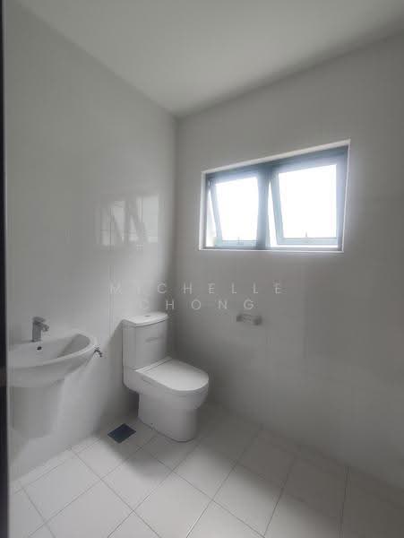 3-storey Terraced House for Sale in Denai Alam (Shah Alam) - Michelle Chong - Bathroom - PropertyGuru.com.my