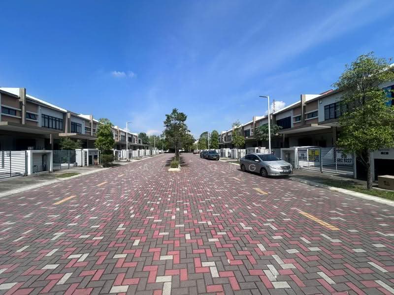 2-storey Terraced House for Sale in 16 Sierra (Puchong) - Jaze Ong - Exterior - PropertyGuru.com.my