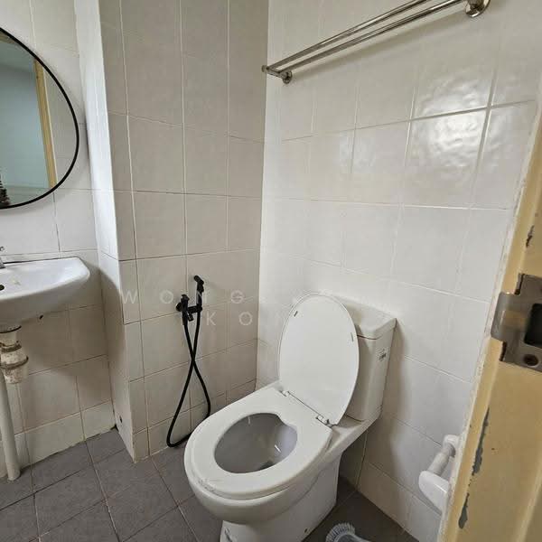 Pangsapuri untuk Disewa di Seri Pinang - Wong Yuan Kong - PropertyGuru.com.my