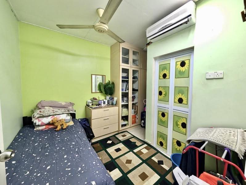 2-storey Terraced House for Sale in Usj 14 (Subang Jaya) - Syafiq Sharifudin - Bedroom - PropertyGuru.com.my