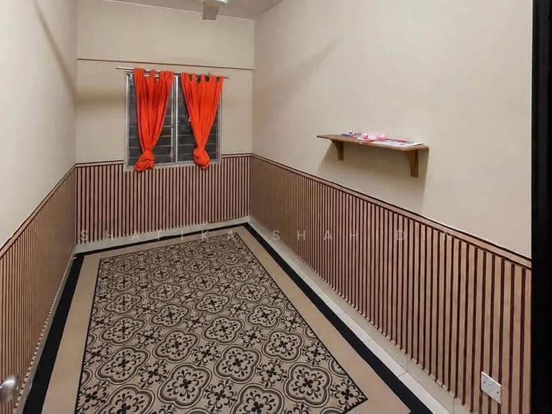 Pangsapuri untuk Dijual di Persanda 3 Apartment, Shah Alam - Shafika Shahidin - Interior - PropertyGuru.com.my