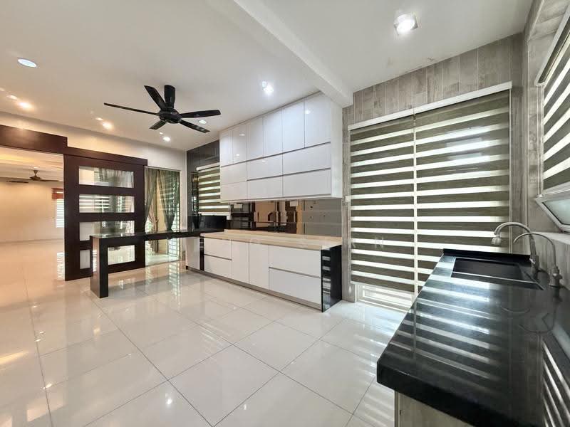 Rumah Berkembar untuk Dijual di Kampung Perlis (Bayan Lepas) - Weng Sern - Kitchen - PropertyGuru.com.my