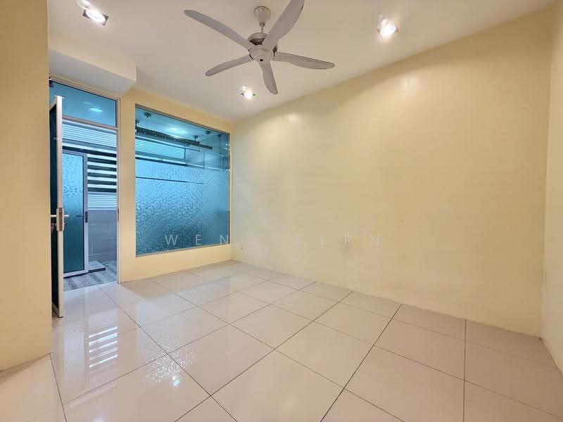 Rumah Berkembar untuk Dijual di Kampung Perlis (Bayan Lepas) - Weng Sern - Interior - PropertyGuru.com.my