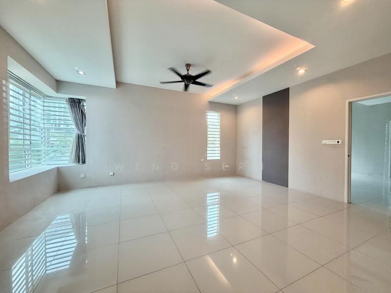 Rumah Berkembar untuk Dijual di Kampung Perlis (Bayan Lepas) - Weng Sern - Living Room - PropertyGuru.com.my