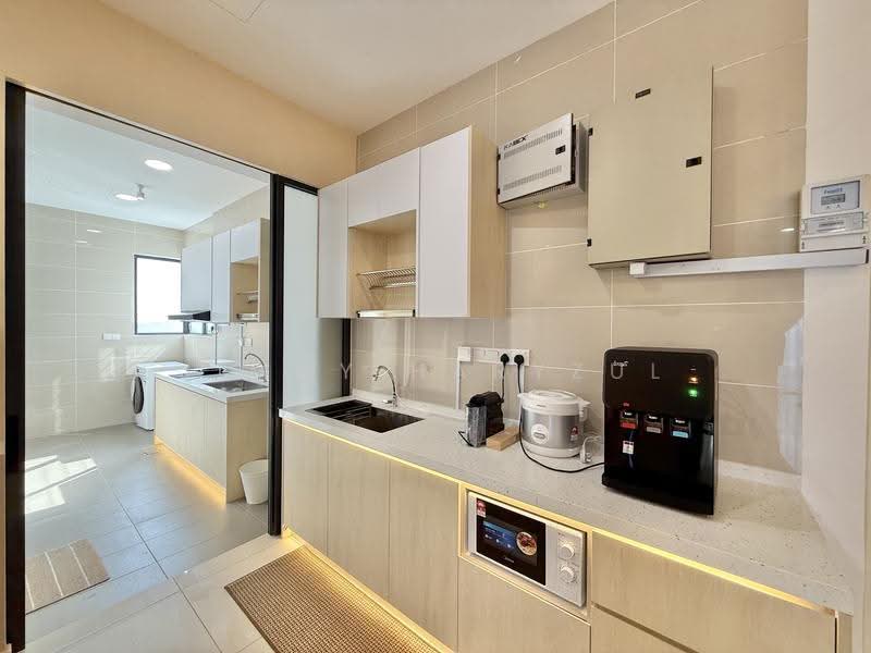 Condominium for Rent at Waltz Residences - Jimmy Haryzul - Kitchen - PropertyGuru.com.my