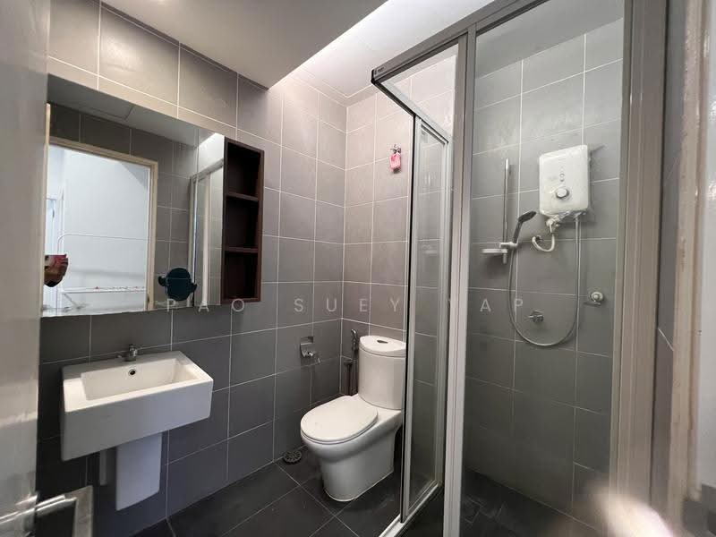 Kediaman Servis untuk Disewa di Garden Plaza - Cheryl PS Yap - Bathroom - PropertyGuru.com.my