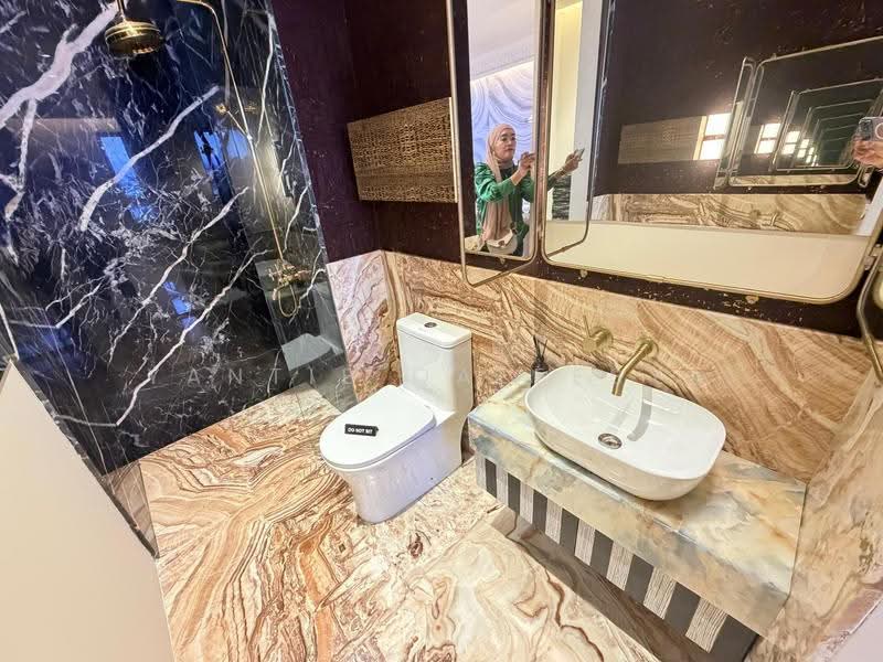 Kediaman Servis untuk Dijual di Arte Star - Yantie Qaleesya - Bathroom - PropertyGuru.com.my