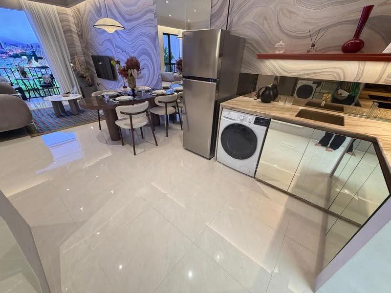 Kediaman Servis untuk Dijual di Arte Star - Yantie Qaleesya - Living Room - PropertyGuru.com.my