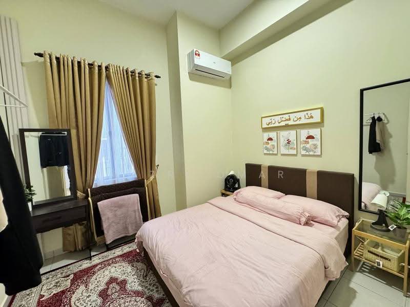 2-storey Terraced House for Sale in Puncak Alam (Selangor) - Fazri Omar - Bedroom - PropertyGuru.com.my