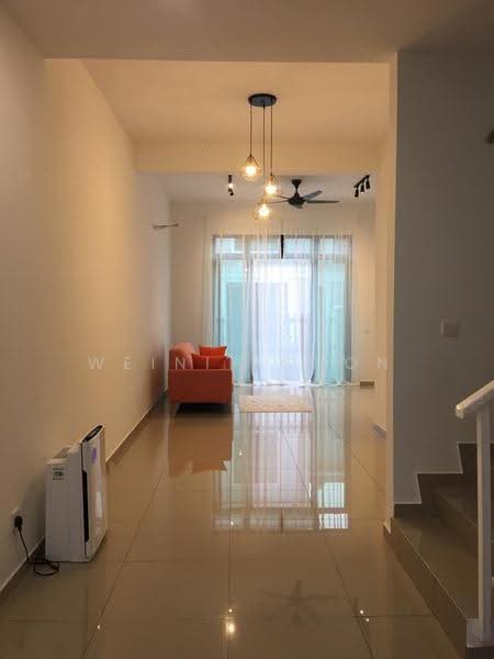 Rumah Teres untuk Dijual di Kota Masai (Pasir Gudang) - Weinie Chon - Living Room - PropertyGuru.com.my