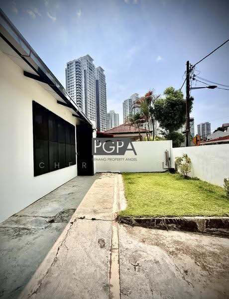 Semi-Detached House for Sale in Tanjung Bungah (Penang) - Cheryl Chng - Exterior - PropertyGuru.com.my