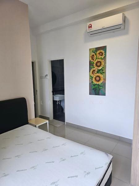Kediaman Servis untuk Dijual di Lavile Kuala Lumpur - Alan Hong - Bedroom - PropertyGuru.com.my