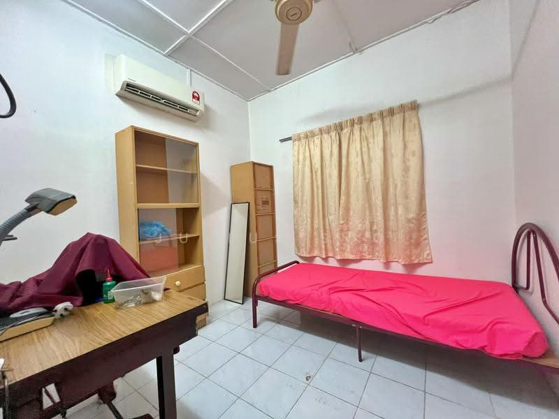 Rumah Teres 1-Tingkat untuk Dijual di Taman Cheras Perdana (Cheras) - Julius Soo - Bedroom - PropertyGuru.com.my