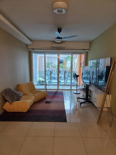 Kondominium untuk Disewa di The Zest @ Kinrara 9 - Wai Ann Teng - Living Room - PropertyGuru.com.my
