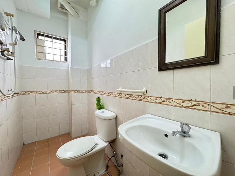 Pangsapuri untuk Disewa di Bougainvilla - Ravin Judge - Bathroom - PropertyGuru.com.my