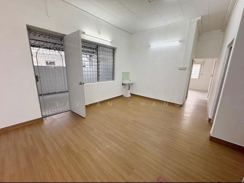 Semi-Detached House for Rent in Jelutong (Penang) - Vivian Chang - Interior - PropertyGuru.com.my