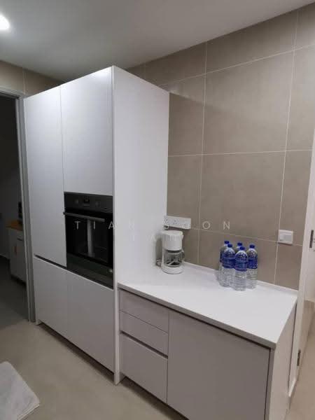 Service Residence for Sale at KL Gateway Premium Residences - Tian Soon Tan - Kitchen - PropertyGuru.com.my