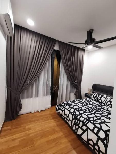 Service Residence for Sale at KL Gateway Premium Residences - Tian Soon Tan - Bedroom - PropertyGuru.com.my