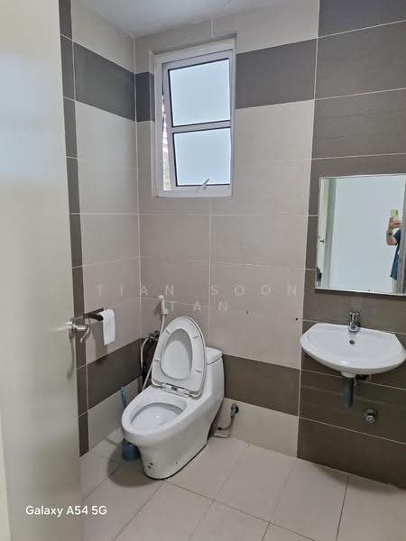 Condominium for Rent at Saville @ The Park - Tian Soon Tan - Bathroom - PropertyGuru.com.my