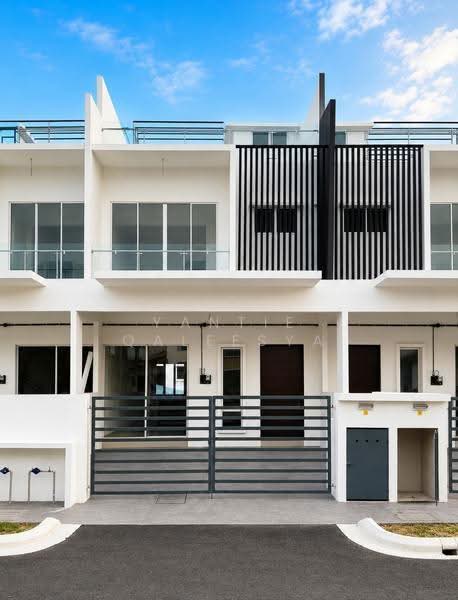 Rumah Teres 3-Tingkat untuk Dijual di Sepang (Selangor) - Yantie Qaleesya - Exterior - PropertyGuru.com.my