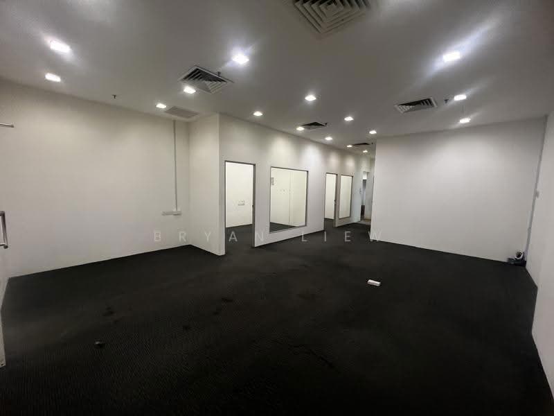 Retail Office for Rent in Jalan Klang Lama (Old Klang Road) (Kuala Lumpur) - Bryan Liew - Interior - PropertyGuru.com.my