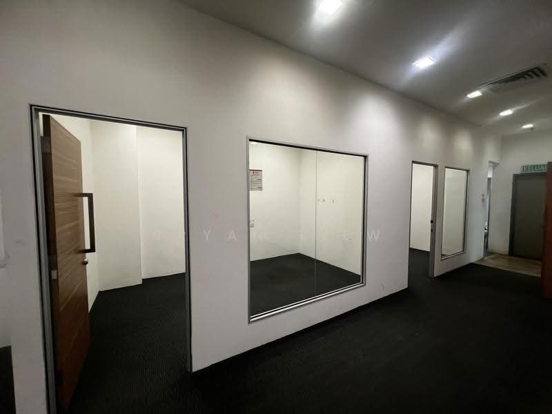 Retail Office for Rent in Jalan Klang Lama (Old Klang Road) (Kuala Lumpur) - Bryan Liew - Interior - PropertyGuru.com.my