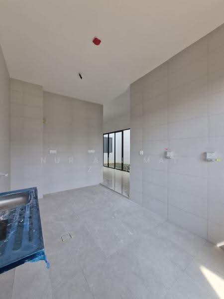 Rumah Teres 2-Tingkat untuk Dijual di Cyberjaya (Selangor) - Nur Ain Mat Zain - Kitchen - PropertyGuru.com.my