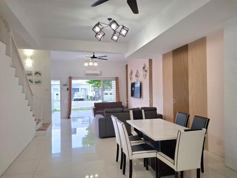 2-storey Terraced House for Rent in Dengkil (Selangor) - Xavier Chong - Living Room - PropertyGuru.com.my