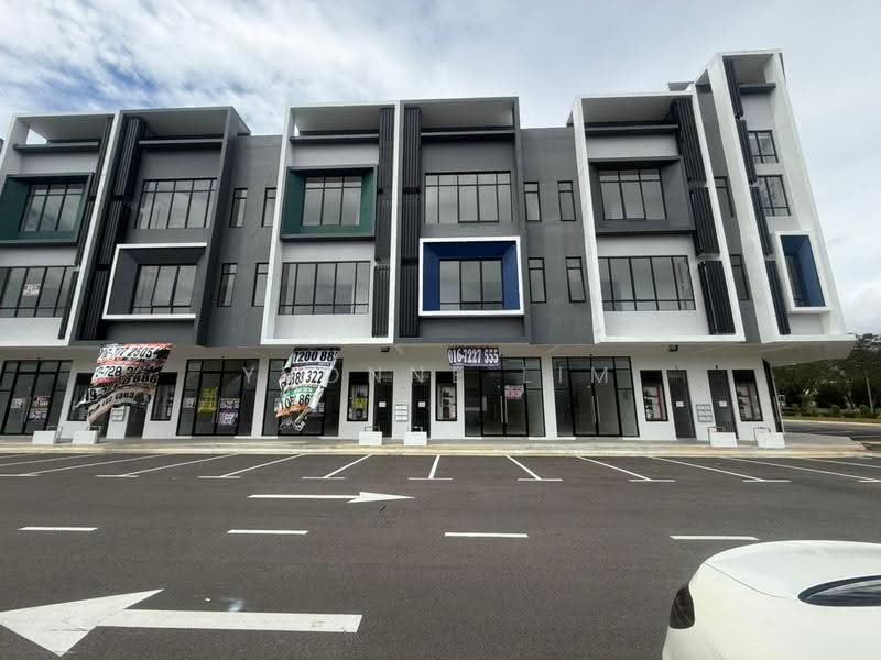 Shop for Sale in Austin Crest (Johor Bahru) - Yvonne Lim - Exterior - PropertyGuru.com.my