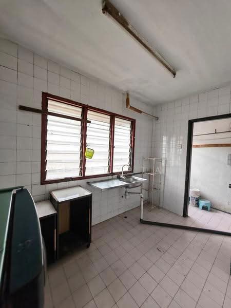 Pangsapuri untuk Dijual di Hilir Kota 1 - Wesley Tan - Kitchen - PropertyGuru.com.my
