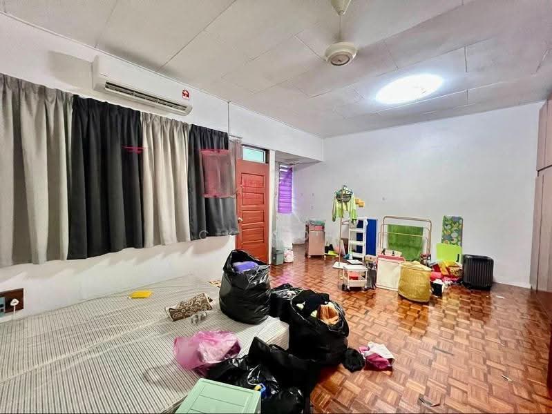 Rumah Teres 2-Tingkat untuk Disewa di Ayer Itam (Penang) - CK Goh - Living Room - PropertyGuru.com.my