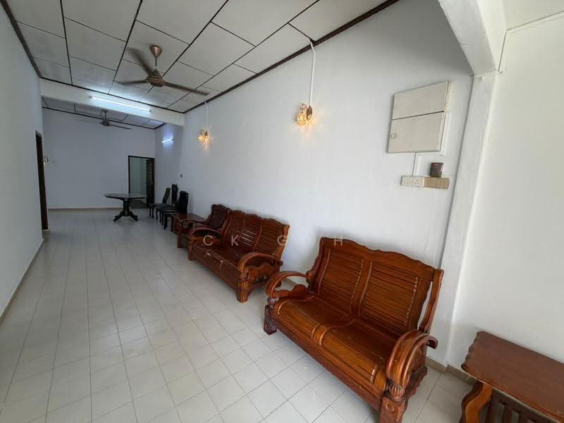 Rumah Teres 1-Tingkat untuk Disewa di Ayer Itam (Penang) - CK Goh - Living Room - PropertyGuru.com.my