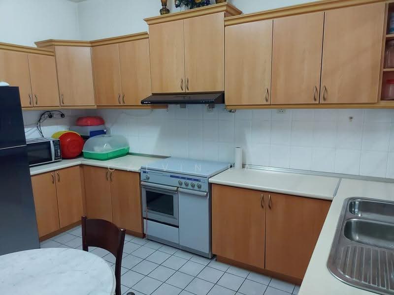 Rumah Teres 2-Tingkat untuk Dijual di Bandar Utama 7 (Bandar Utama) - Calvin Law - Kitchen - PropertyGuru.com.my