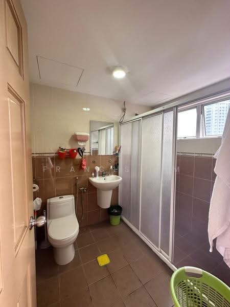 Kondominium untuk Dijual di City Gardens - Francis Lim - Bathroom - PropertyGuru.com.my