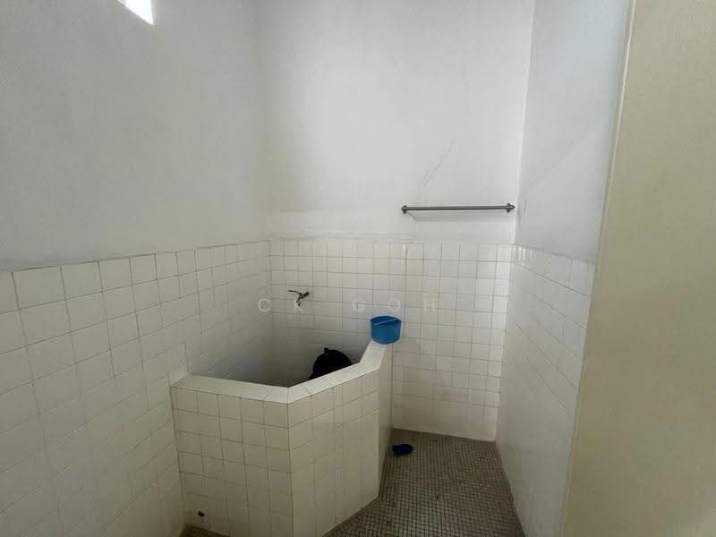 Semi-Detached House for Rent in Ayer Itam (Penang) - CK Goh - Bathroom - PropertyGuru.com.my