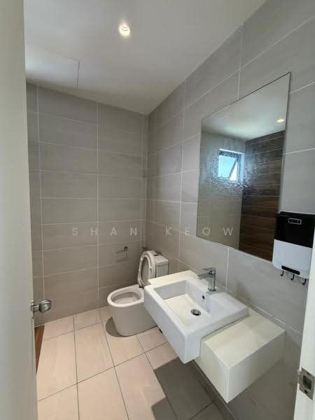 Kediaman Servis untuk Disewa di UNIO Residence - Shan Keow - Bathroom - PropertyGuru.com.my