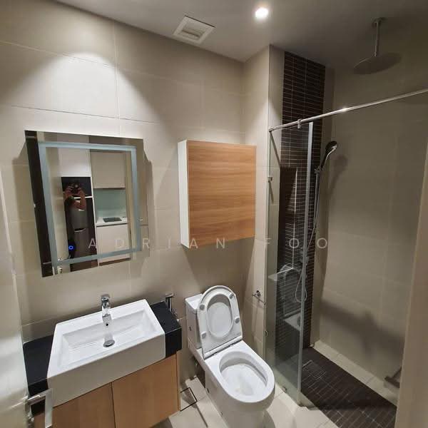 Kediaman Servis untuk Disewa di The Sentral Suites - Adrian Foo - Bathroom - PropertyGuru.com.my